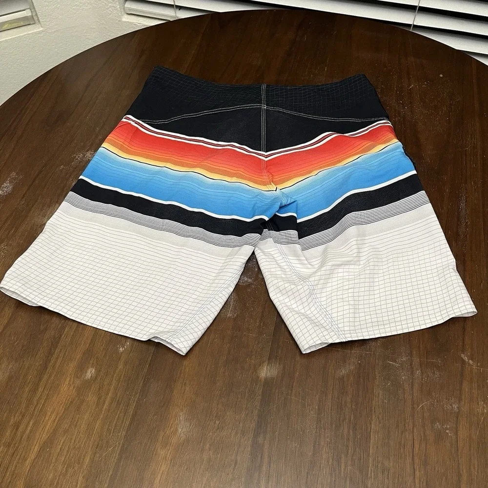 BILLABONG Men's Size 34 Striped Surfing Board Shorts Swim Trunks Platinum X NWT